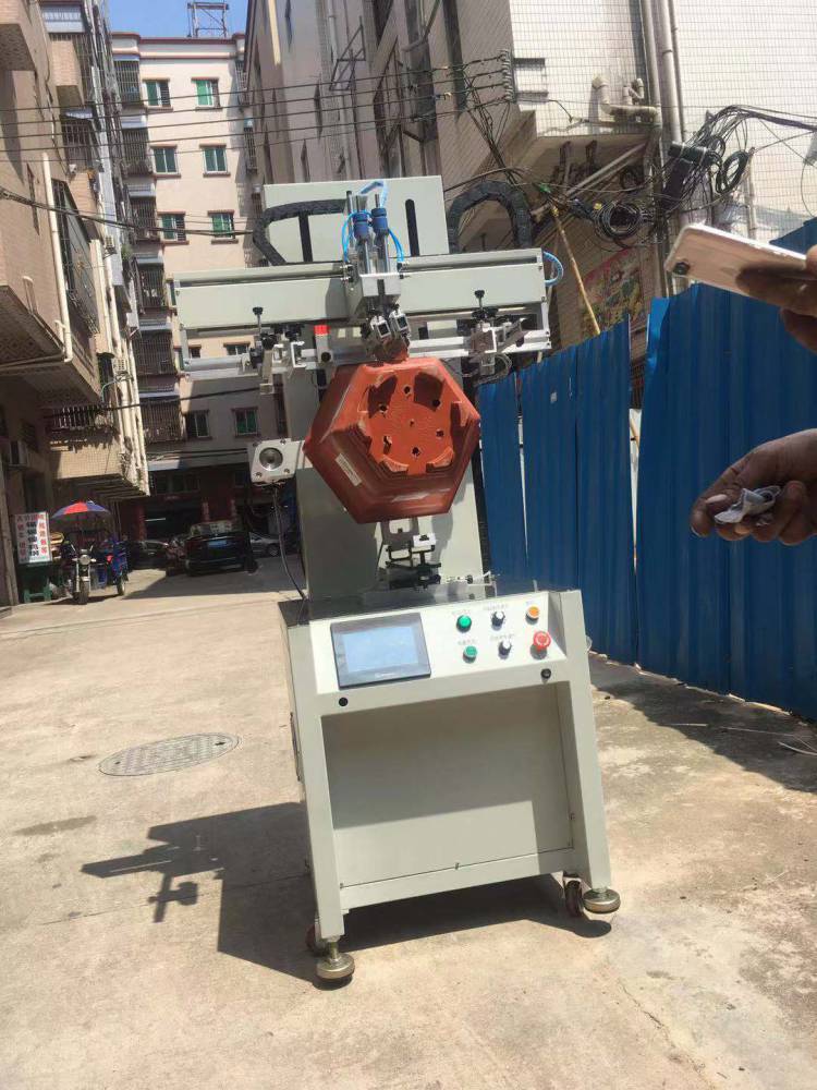 東莞駿欣機(jī)械有限公司提供絲印機(jī)移印機(jī)
